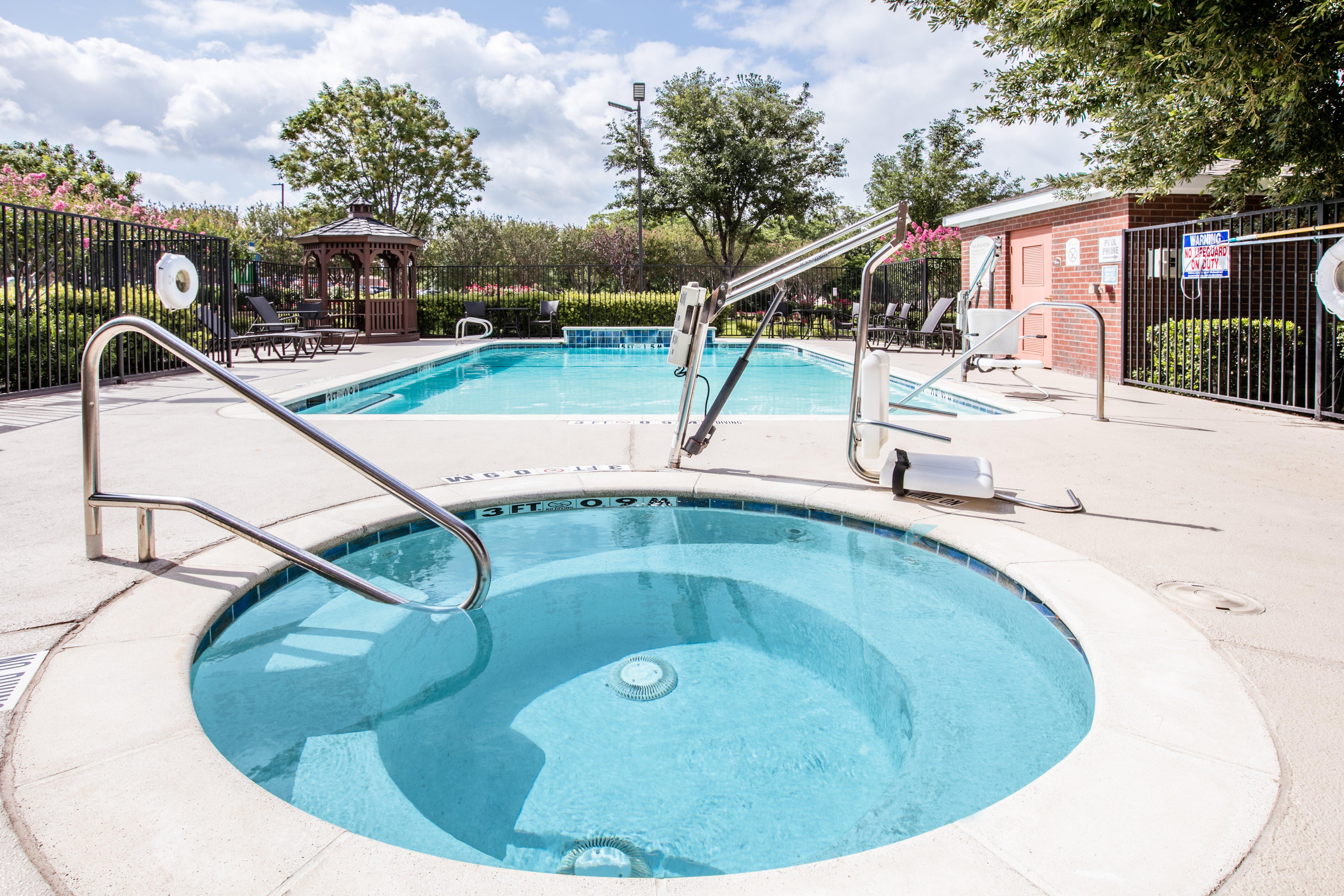Holiday Inn Express Hotel & Suites Dallas - Grand Prairie I-20 By Ihg Екстер'єр фото