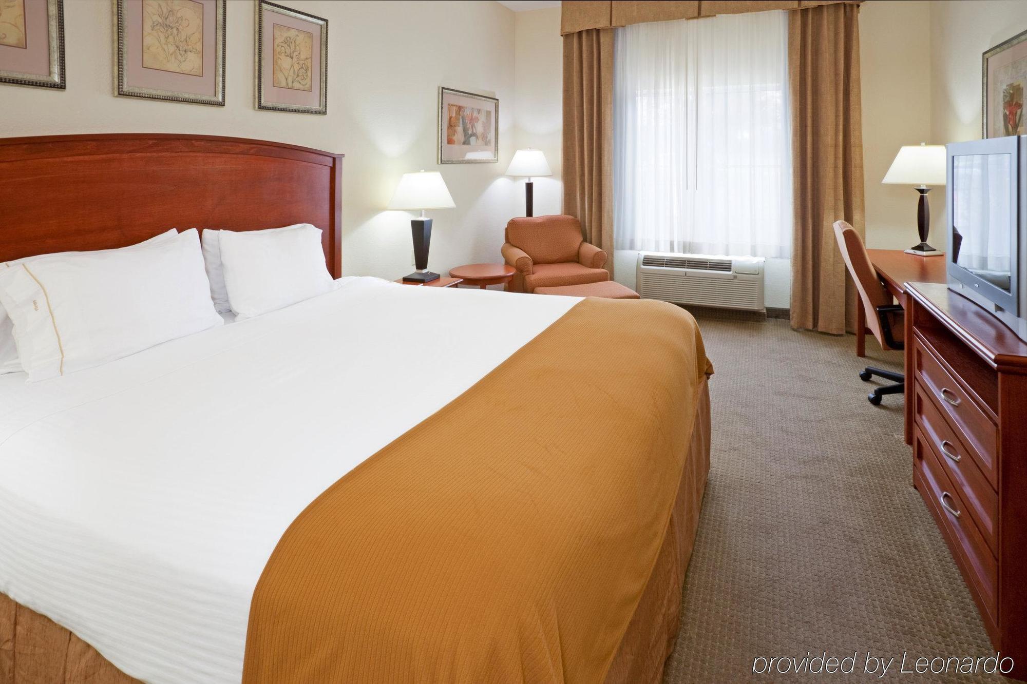 Holiday Inn Express Hotel & Suites Dallas - Grand Prairie I-20 By Ihg Екстер'єр фото