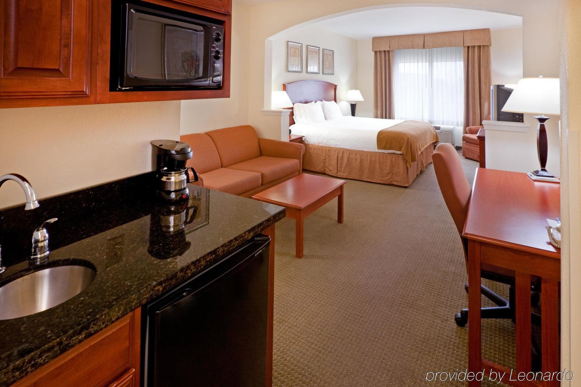 Holiday Inn Express Hotel & Suites Dallas - Grand Prairie I-20 By Ihg Екстер'єр фото
